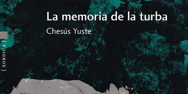 Chesús Yuste firma La memoria de la turba en la librería París